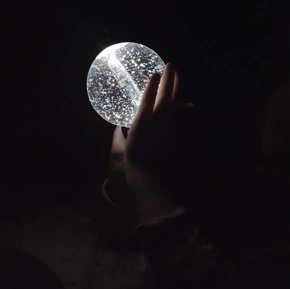 Meet your Posher, Amanda - Picture 1 of 1